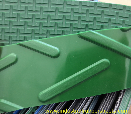 1 층은 담배 제작을 위해 Pvc 컨베이어 벨트 소재 인더스트리얼을 녹색으로 만듭니다